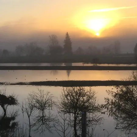 Les Papouz Giverny Bed & Breakfast Gommecourt
