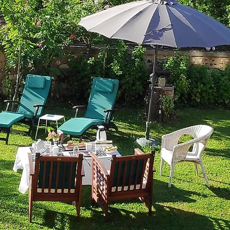 Les Papouz Giverny Bed & Breakfast