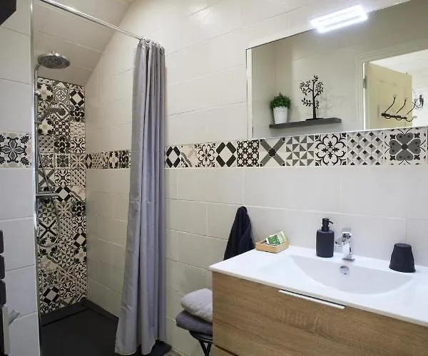 Les Papouz Giverny 3* Gommecourt